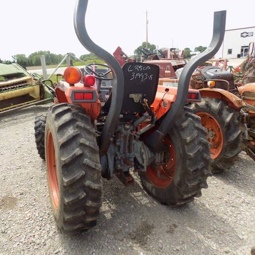 Used Kubota l2500 Tractor parts.