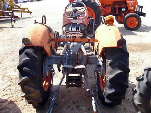 Used Kubota L275 Tractor parts.