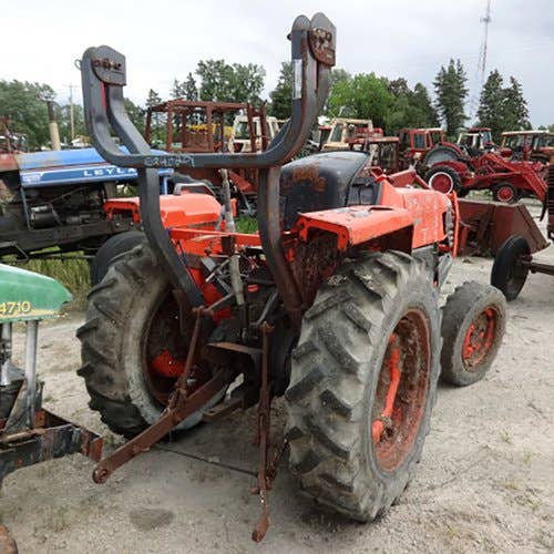 Used Kubota l2800 Tractor parts.