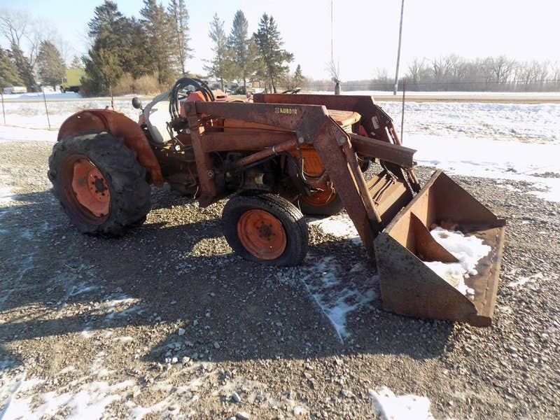 Used Kubota L285 Tractor parts.