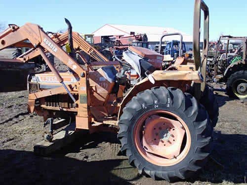 Used Kubota l2850 Tractor parts.