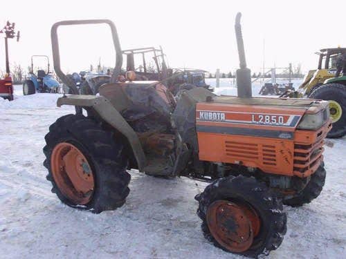 Used Kubota L2850 Tractor parts.