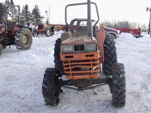 Used Kubota L2850 Tractor parts.