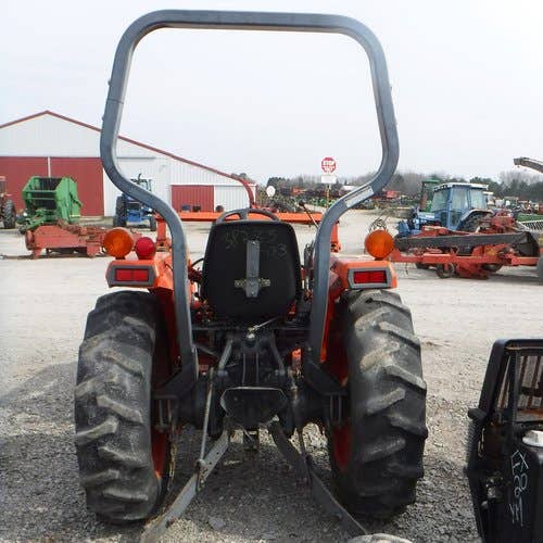 Used Kubota L3000 Tractor parts.