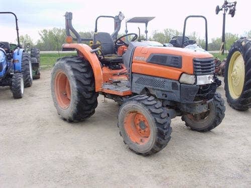 2006 Used Kubota L3130 Tractor parts.
