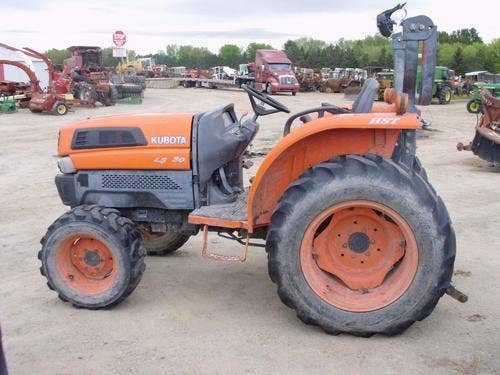 2006 Used Kubota L3130 Tractor parts.