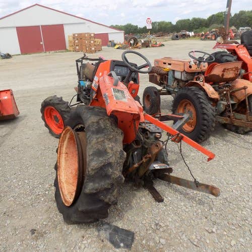 Used Kubota l3400 Tractor parts.