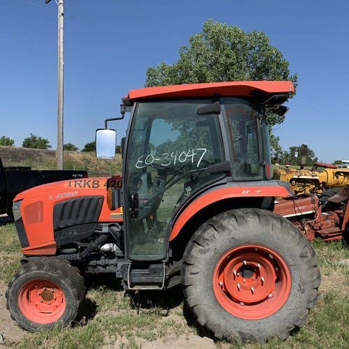 Used Kubota l4060 Tractor parts.
