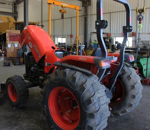 Used Kubota L4600 Tractor parts.