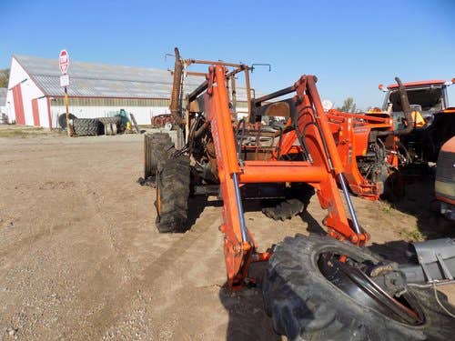 2006 Used Kubota M105 Tractor parts.