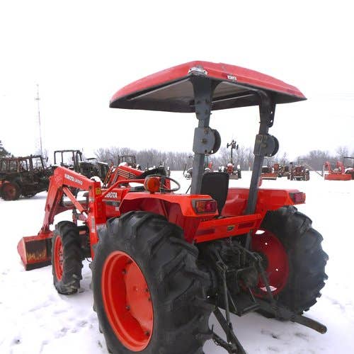 Used Kubota M4800 Tractor parts.