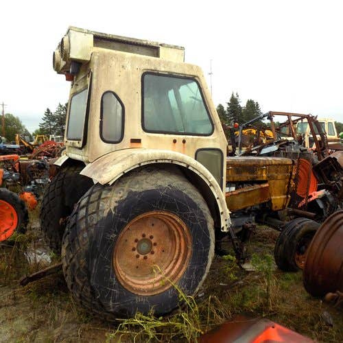 Used Kubota M7500 Tractor parts.