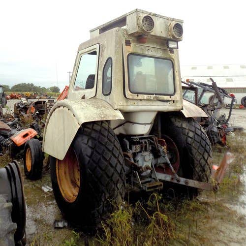 Used Kubota M7500 Tractor parts.
