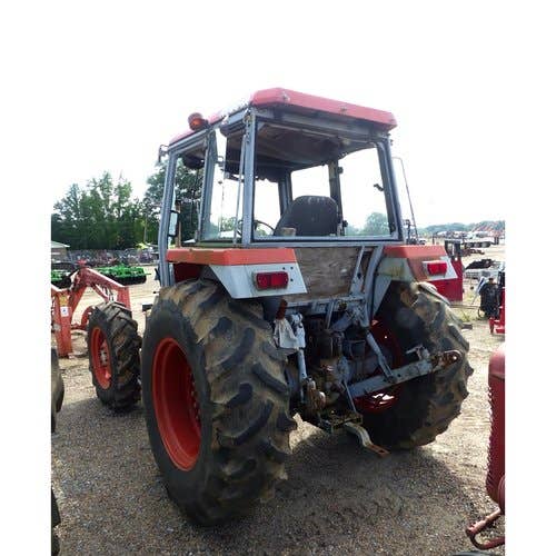 Used Kubota M7580 Tractor parts.