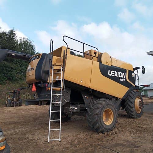 2008 Used Lexion 560R Combine parts.