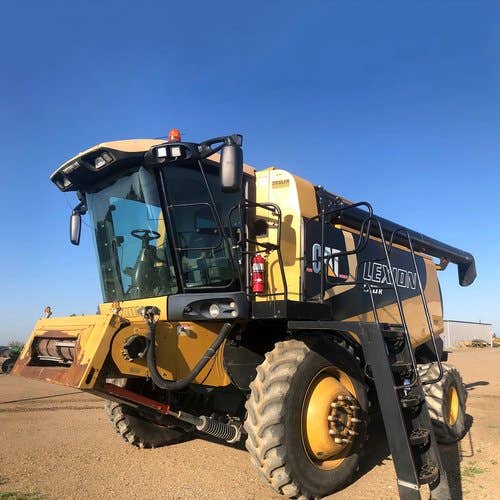 Used 2005 Lexion 570R Combine Parts Used 2005 Lexion 570R Combine Parts