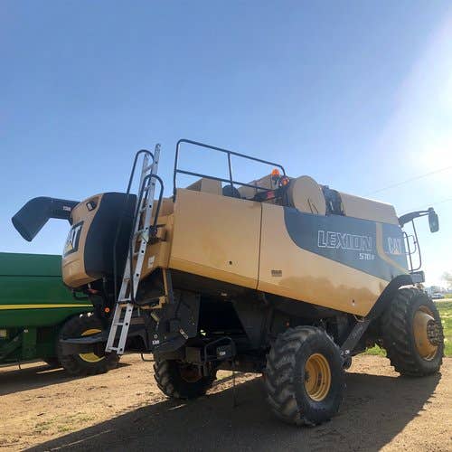 2005 Used Lexion 570R Combine parts.