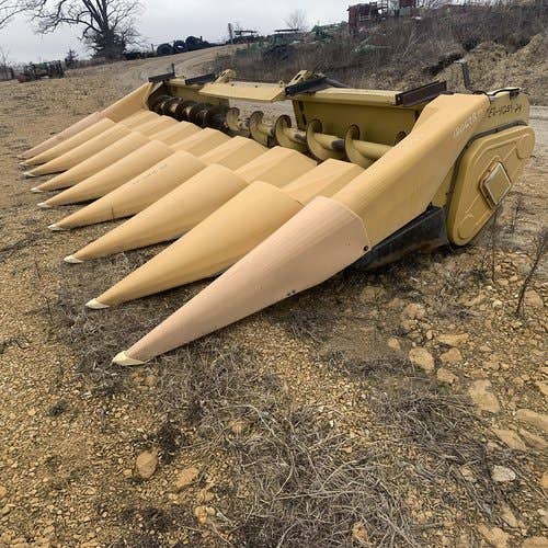Used Lexion C508-30 Header parts.