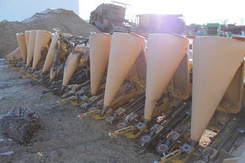 Used Lexion C512-30 Header parts.