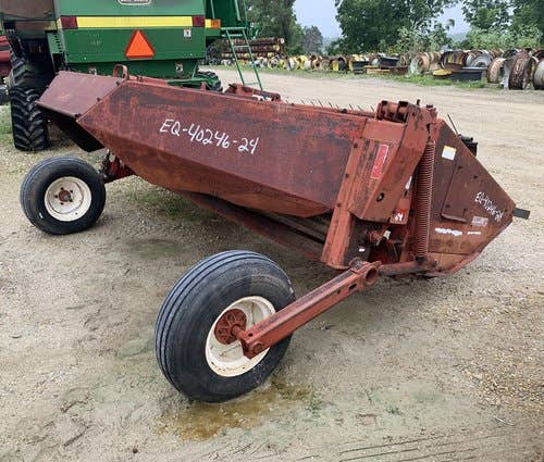 Used Macdon 4000 Hay Cutting parts.