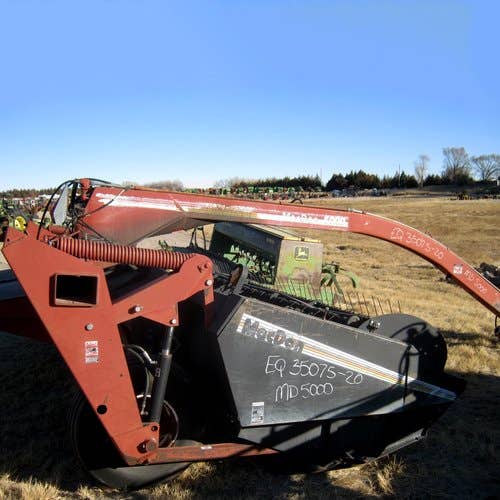 1995 Used Macdon 5000 Hay Cutting parts.