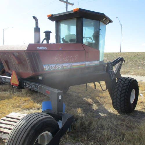 1995 Used Macdon 9000 Hay Cutting parts.