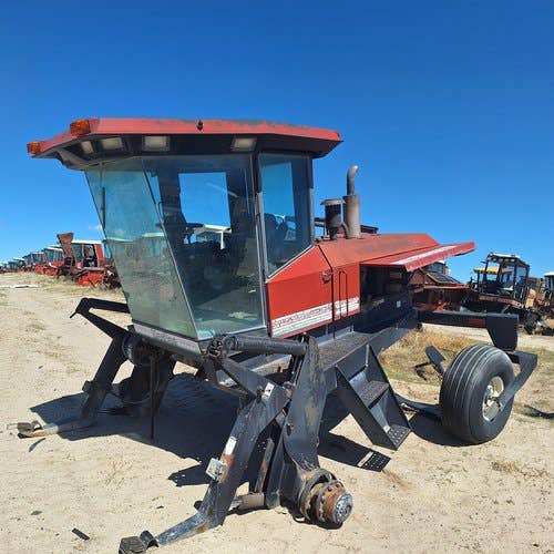 Used Macdon 9000 Hay Cutting parts.