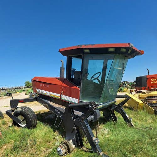 Used Macdon 9000 Hay Cutting parts.