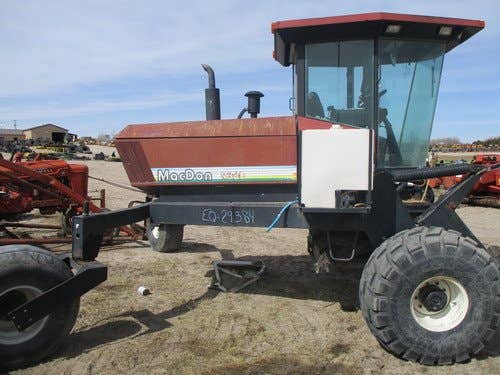 1997 Used Macdon 9300 Hay Cutting parts.