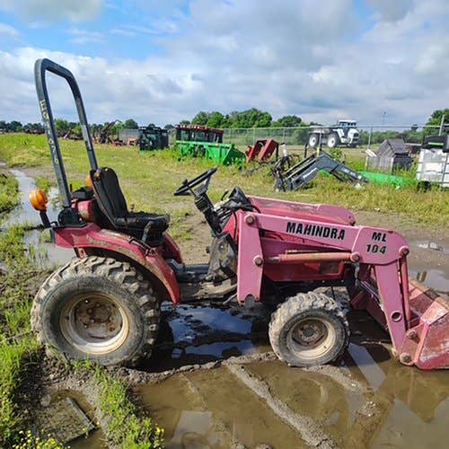 2004 Used Mahindra 1500 Tractor parts.