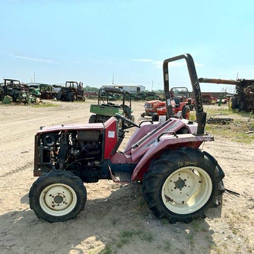 Used Mahindra 2810 Tractor parts.