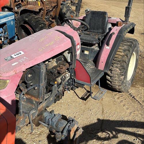 Used Mahindra 2810 Tractor parts.