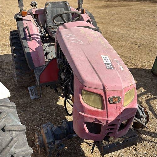 Used Mahindra 2810 Tractor parts.