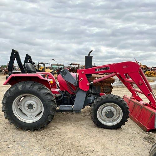 Used Mahindra 5530 Tractor parts.