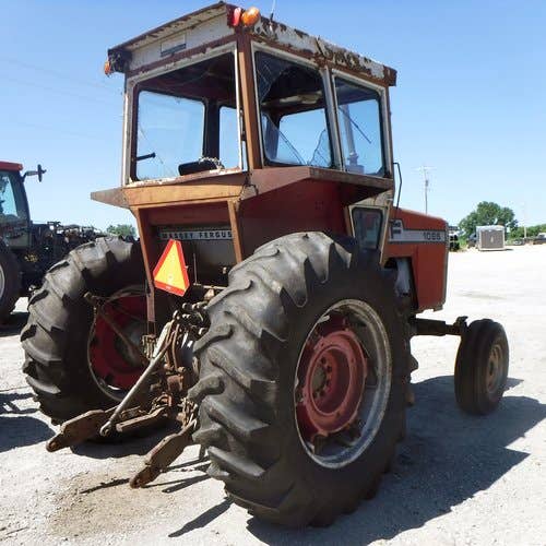 Used Massey Ferguson 1085 Tractor parts.