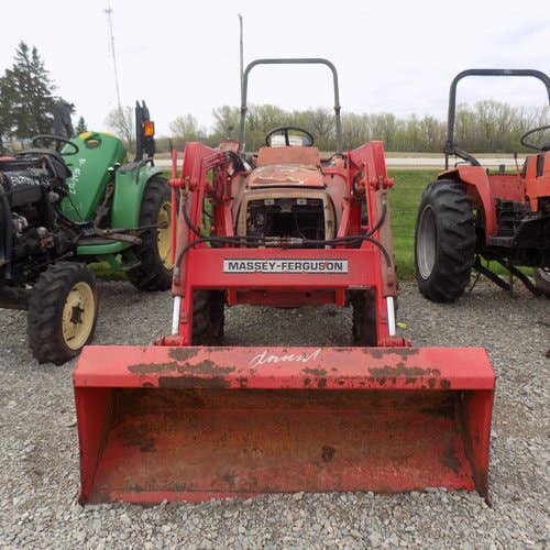 Used Massey Ferguson 1250 Tractor parts.