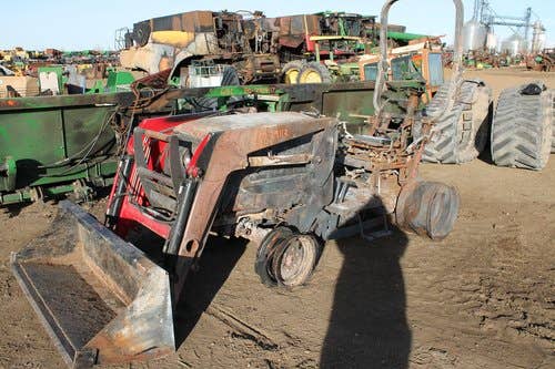 Used Massey Ferguson 1529 Tractor parts.