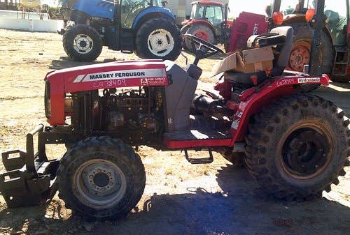 Used Massey Ferguson 1531 Tractor parts.