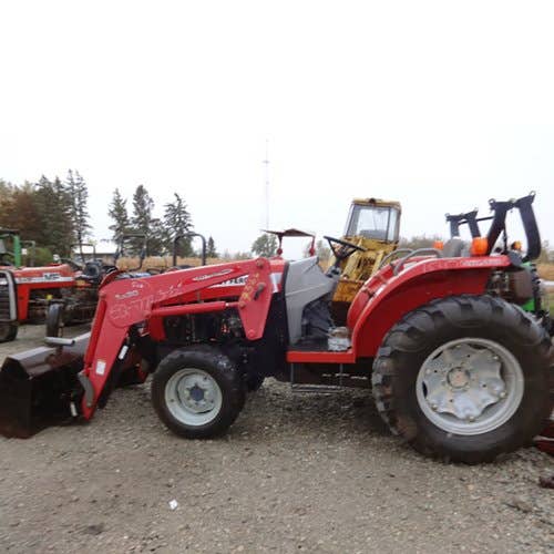 Used Massey Ferguson 1547 Tractor parts.