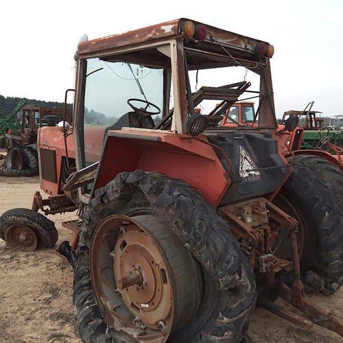 Used Massey Ferguson 2675 Tractor parts.