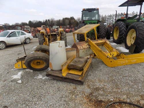 Used Massey Ferguson 40 Construction & Industrial parts.