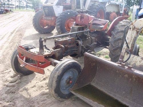 Used Massey Ferguson 40 Tractor parts.