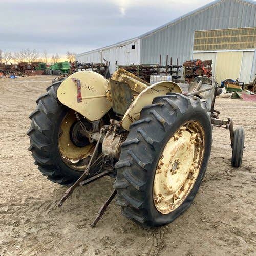 Used Massey Ferguson 40 Tractor parts.