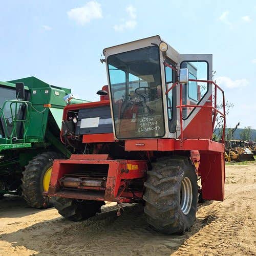 Used Massey Ferguson 550 Combine parts.