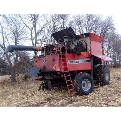 2003 Used Massey Ferguson 9690 Combine parts.