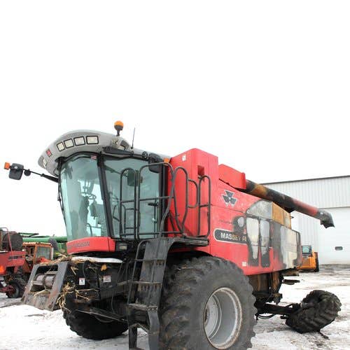 2003 Used Massey Ferguson 9690 Combine parts.