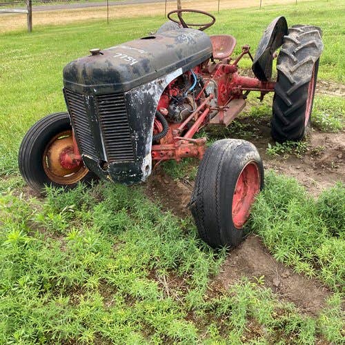 Used Massey Ferguson to20 Tractor parts.