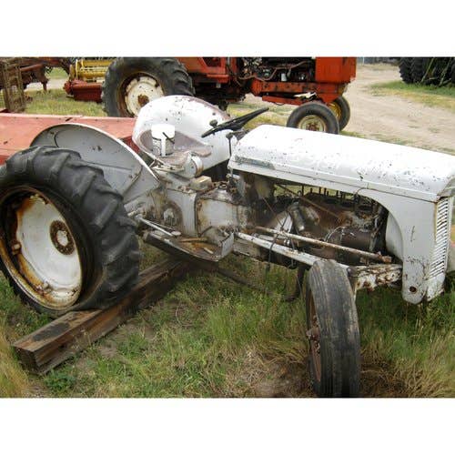 Used Massey Ferguson to30 Tractor parts.