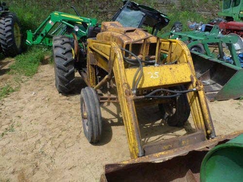 Used Minneapolis Moline 445 Tractor parts.