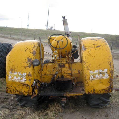 Used Minneapolis Moline gb Tractor parts.